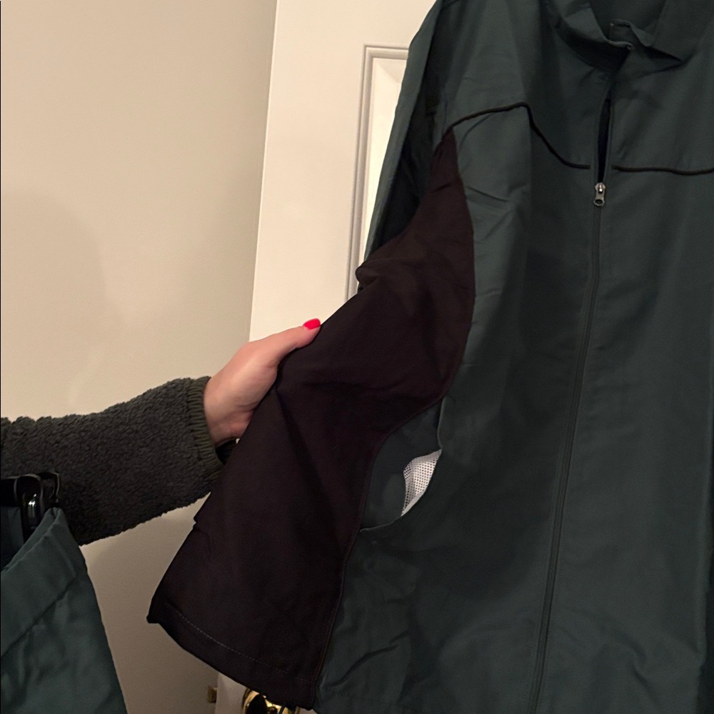 Men's Green and Black Athletic Track Suit - Picture 5 of 8